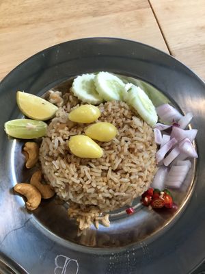 rice  at Sun Mangsawirat Sun Baht - ศูนย์มังสวิรัติสูญบาท in Nakhon Pathom