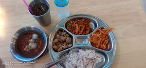 อาหารมังสวิรัติ อาหารสุขภาพ at Sun Mangsawirat Sun Baht - ศูนย์มังสวิรัติสูญบาท in Nakhon Pathom