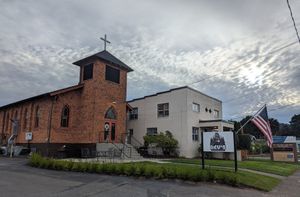 exterior at Devs Coffee Bar in Battle Ground