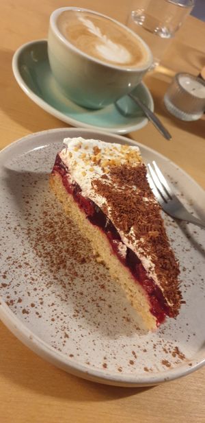 Kirsch-Nuss-Kuchen at Soul Kitchen in Leipzig