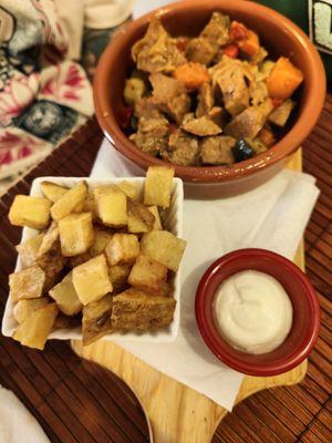 Fricandó de seitán at Green & Burger in Sant Feliu De Guixols