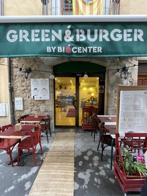Entrance  at Green & Burger in Sant Feliu De Guixols