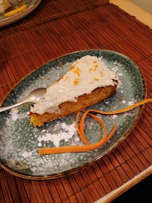 Vegan carrot cake at Green & Burger in Sant Feliu De Guixols