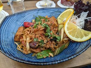  at Loy Vegan in Trier