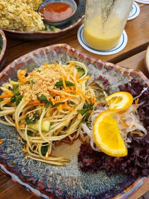  at Loy Vegan in Trier