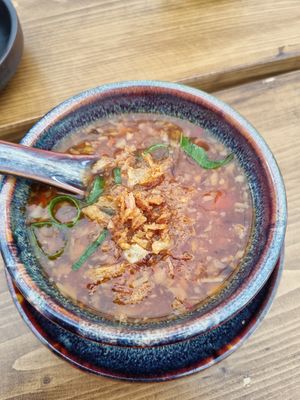 Süß-saure-Suppe at Loy Vegan in Trier