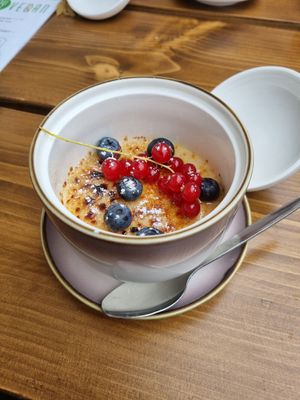  at Loy Vegan in Trier