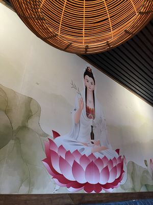 Drinnen (1)  at Loy Vegan in Trier