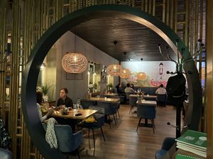 Glimpse of the interior  at Loy Vegan in Trier