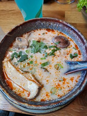 2 Soup #Veganuary at Loy Vegan in Trier