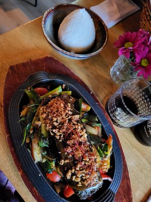  at Loy Vegan in Trier