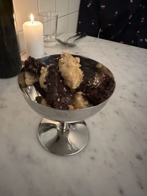 Les Snickers  at Faubourg Daimant in Paris