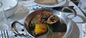 P.A.C. STYLE CAULIFLOWER

HEAD OF ROASTED CAULIFLOWER, SWEET AND SAVORY PORK-STYLE REDUCTION WITH CARAMEL from mamie tuyêt, GINGER, NATURAL FREEKEH at Faubourg Daimant in Paris