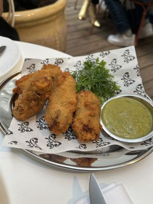 Starter croquettes   at Faubourg Daimant in Paris