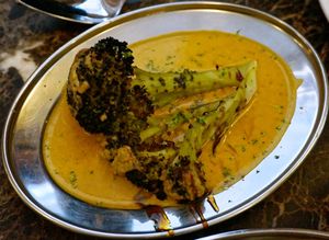 TÊTE DE BROCOLI, SAUCE TRIPLETTE at Faubourg Daimant in Paris