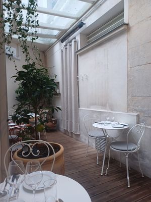  at Faubourg Daimant in Paris