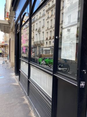  at Faubourg Daimant in Paris