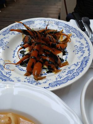 Carrots 🧡 at Faubourg Daimant in Paris