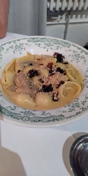 Zucca et pepe at Faubourg Daimant in Paris