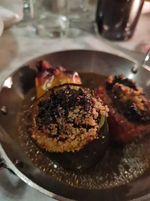 Verdure ripiene (il mio preferito) pomodoro, zucchina e peperone at Faubourg Daimant in Paris