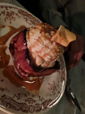 Pop-corn french toast con caramello al miso at Faubourg Daimant in Paris