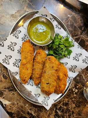  at Faubourg Daimant in Paris