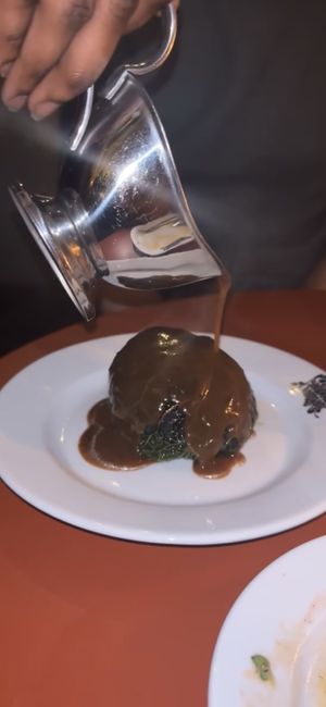  at Faubourg Daimant in Paris