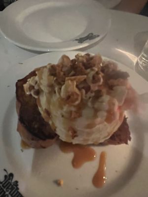   at Faubourg Daimant in Paris