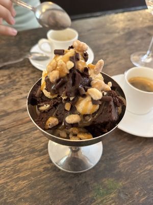 Snickers Dessert  at Faubourg Daimant in Paris