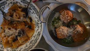 Polpette and pasta at Faubourg Daimant in Paris