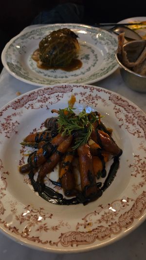 Carrots and stuffed cabbage at Faubourg Daimant in Paris