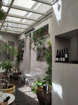  at Faubourg Daimant in Paris