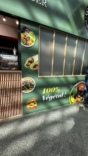   at Copper Branch - Gare de Lyon in Paris