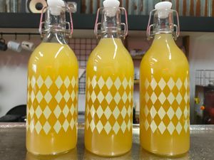 We serve homemade lemonade at Noni & Willy in Groningen