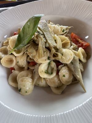 Orecchiette con pomodorini e carciofi  at Ristorante Il Boschetto in Follonica