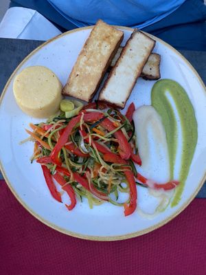Grilled smoked tofu with green sauce and grilled vegetables at Arcobaleno in Medulin