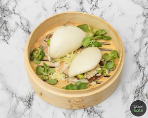 Bao veggy  at Lala Noodles in Naples