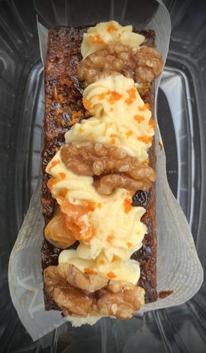 The gluten-free carrot cake 🤤 very moorish   at Soul Foods in Alford