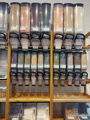 Bulk food at Country Life - Restaurace Dejvice in Prague