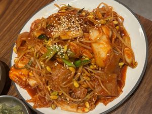  Spicy stir-fried pork at Yache in Taipei