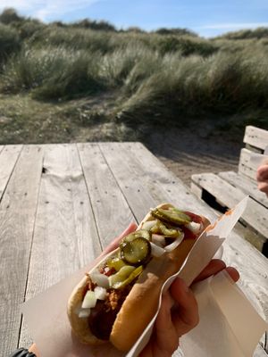 Veganer Hotdog 🌭 sehr lecker! 😋  at Sandkassens Grill Og Vaffelbod in Blaavand
