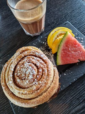Mocca and cinnamon bun at Unstad Arctic Surf in Boestad