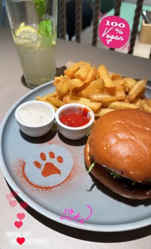 Winter Delight Burger  at Katzentempel - Freiburg in Freiburg