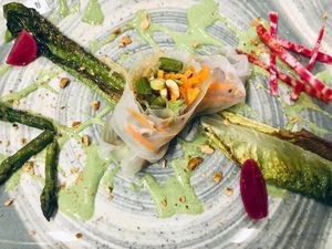 vegan starter: asparagus roll at Bistrot des Terrasses in Aniane