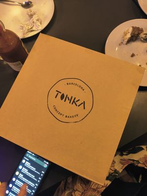 Box at Tonka Pastisseria Vegana in Barcelona