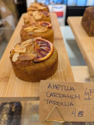 Almond and cardamom financier at Tonka Pastisseria Vegana in Barcelona