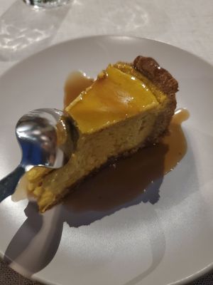 Mango cheesecake at La Llamita Vegana - Pop Up in Philadelphia