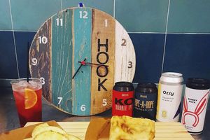 It's Hook o'clock at Hook - No Flag Food in Procida