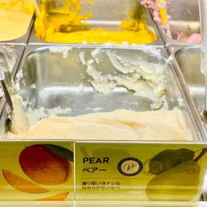  at Venchi Ginza Store in Tokyo