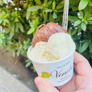  at Venchi Ginza Store in Tokyo